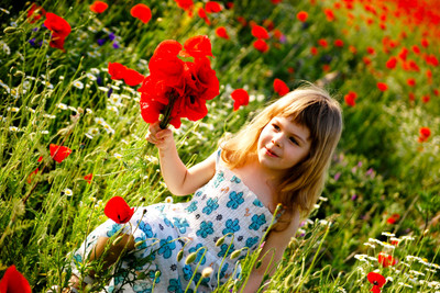 Posterhouzz Baby's Love - Cute Girl Holding a Flower Paper Print(12 inch X 18 inch, Rolled)
Posterhouzz Baby's Love - Cute Girl Holding a Flower Paper Print(12 inch X 18 inch, Rolled)
