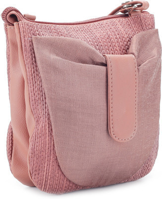 Baggit Mp Hunibuni Jhuti Rose Mobile Pouch(Pink)