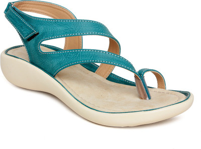 Vendoz Women Green Flats