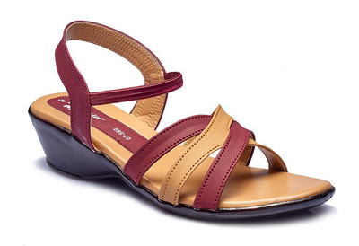 Dolphin Miles Women Maroon Wedges