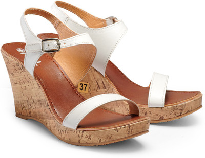Nell Women White Wedges