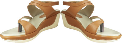 Rare Women Tan Wedges