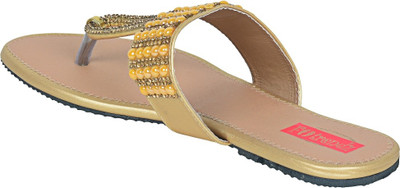 Footrendz Women Gold Flats