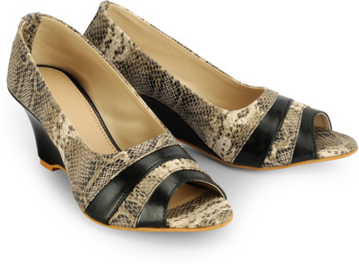 Nell Women Gray Sandals