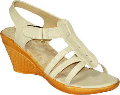 With The Fashion Women CREAM Wedges