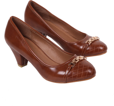Ilo Women Camel Heels
