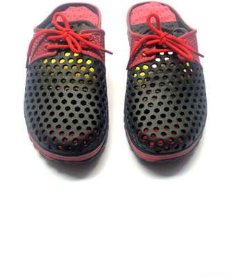 HOCKWOOD Men Black Sandals
HOCKWOOD Men Black Sandals