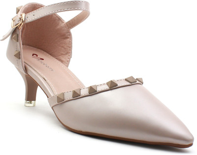 Shuberry Women Champagne Heels