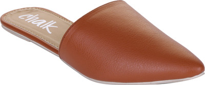 Chalk Studio Women Tan Flats