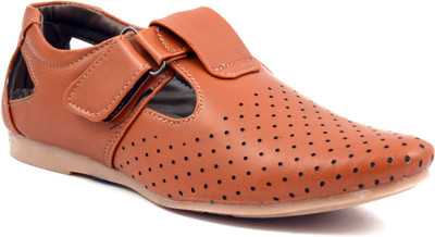 LeCobbs Men Tan Sandals