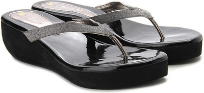 Inc.5 Women Gun Metal Wedges
