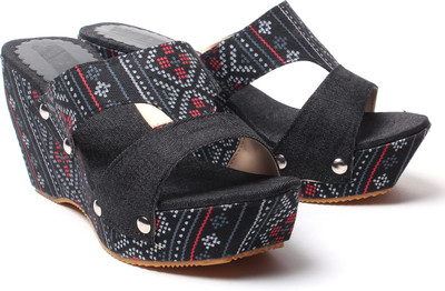 Nell Women Black Wedges