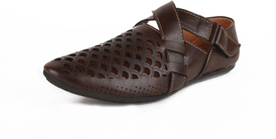 Bunkeys Men Brown Sandals