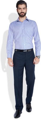 Park Avenue Men's Solid Formal Purple Shirt
