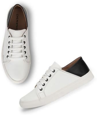 Chemistry White Contrast Back Sneakers For Women(White, White/black