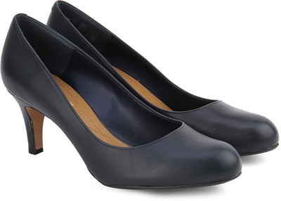 Clarks Arista Abe Navy Leather Casual For Women(Navy)