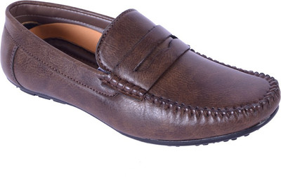 Messi Boys, Brown