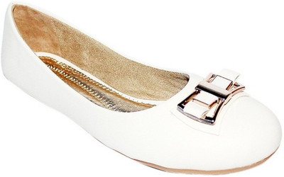 Promenade Mary Jane white Bellies For Women(White)
Promenade Mary Jane white Bellies For Women(White)