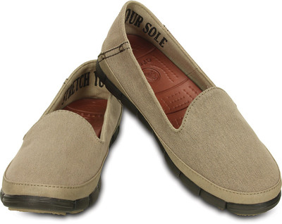 Crocs Casuals Shoes For Women(Brown), 200342-2h9