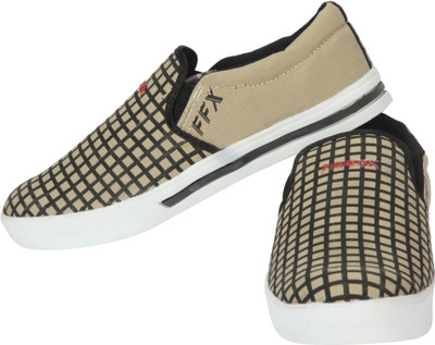 Firefox Canvas Shoes For Men(Black, Beige