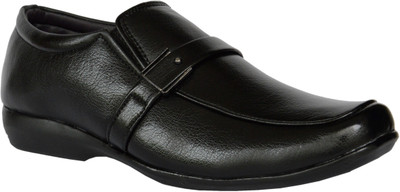Outranger Slip On Shoes For Men(Black)