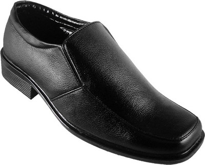 Action Black Fashion Line FD526 Slip On Shoes For Men(Black)