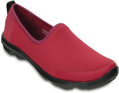 Crocs Busy Day Stretch Skimmer Casuals For Women(Red, Pink), 203195-504