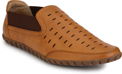 Peponi Outlandish Casuals For Men(Tan