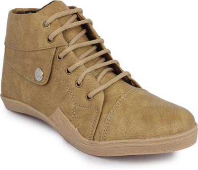 Solwin Boys, Khaki