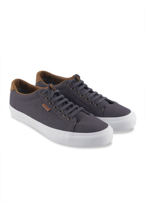 Vans Court Sneaker For Men(Grey, (c&l) periscope/true white