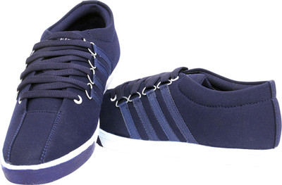 Floxtar Floxtar 005 Sneakers For Men(Blue, Navy)