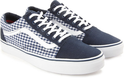 Vans OLD SKOOL Men Sneakers For Men(Blue, White, (twill & gingham) dress blues/true white
Vans OLD SKOOL Men Sneakers For Men(Blue, White, (twill & gingham) dress blues/true white