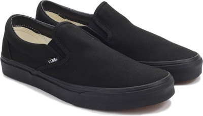 Vans CLASSIC SLIP-ON Loafers For Men(Black, Black/black