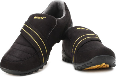 Sparx SM-207 Sneakers For Men(Black), Black black