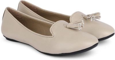 Chemistry Tassel Ballerinas For Women(Beige, Cream