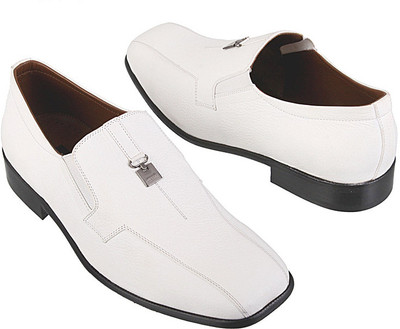 Metro Da Vinchi Slip On For Men(White, 16;white