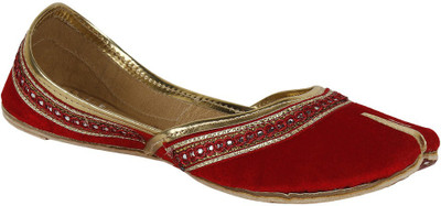 Saashiwear Punjabi Jutis For Women(Red)