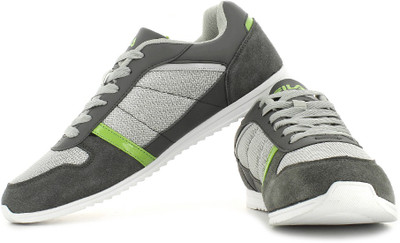 Fila Hacker Sneakers For Men(Grey, Dk gry;lt gry;grn