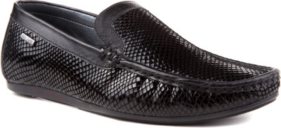 Red Tape RTS8028A Slip On For Men(Black