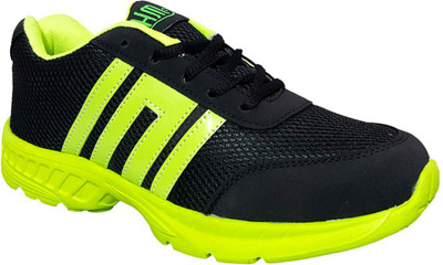 SPORTS Energy Running Shoes For Men(Black, Green