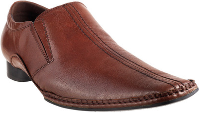 Metro Davinchi Slip On Shoes For Men(Brown, 23;tan