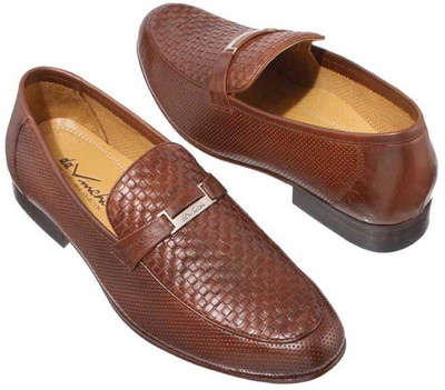 Metro Da Vinchi Slip On Shoes For Men(Brown, 23;tan