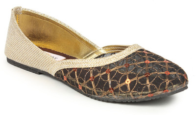 Stylistry Maxis Women Closed Toe Belly For Women(Black, Gold