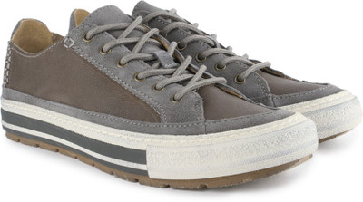 Clarks Nepler Vibe Grey Leather Sneakers For Men(Grey