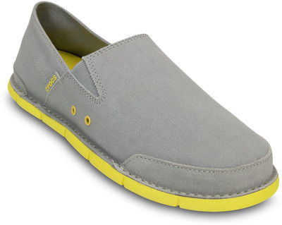 Crocs Crocs Cabo Loafer M Loafers For Men(Grey