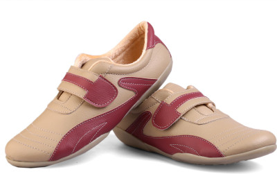 Bxxy Comfortable Sport Casual Casuals For Women(Beige, Biege