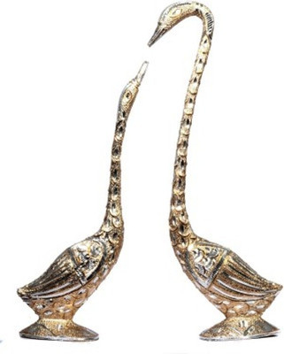 Ruchi World Pair Of Love Kissing Duck Decorative Showpiece - 33 cm(Aluminium, Multicolor)
Ruchi World Pair Of Love Kissing Duck Decorative Showpiece - 33 cm(Aluminium, Multicolor)