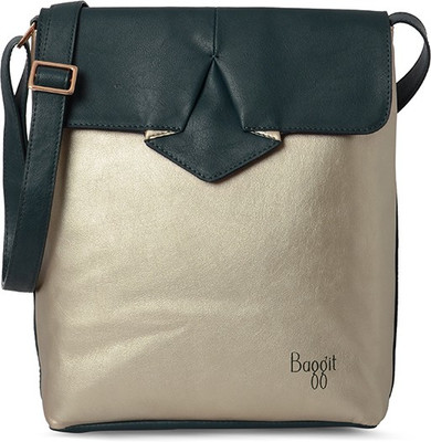 Baggit Casual Silver Clutch