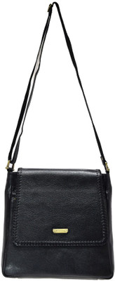 Moochies Women Casual Black Leatherette Sling Bag