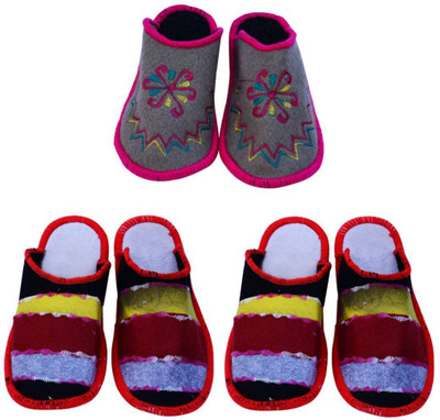 Shree Sai Slippers, Multicolor